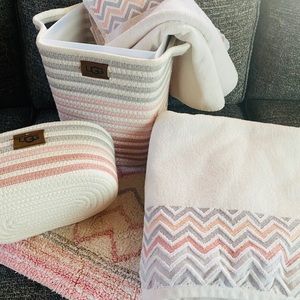 UGG Pink Chevron Bath Set